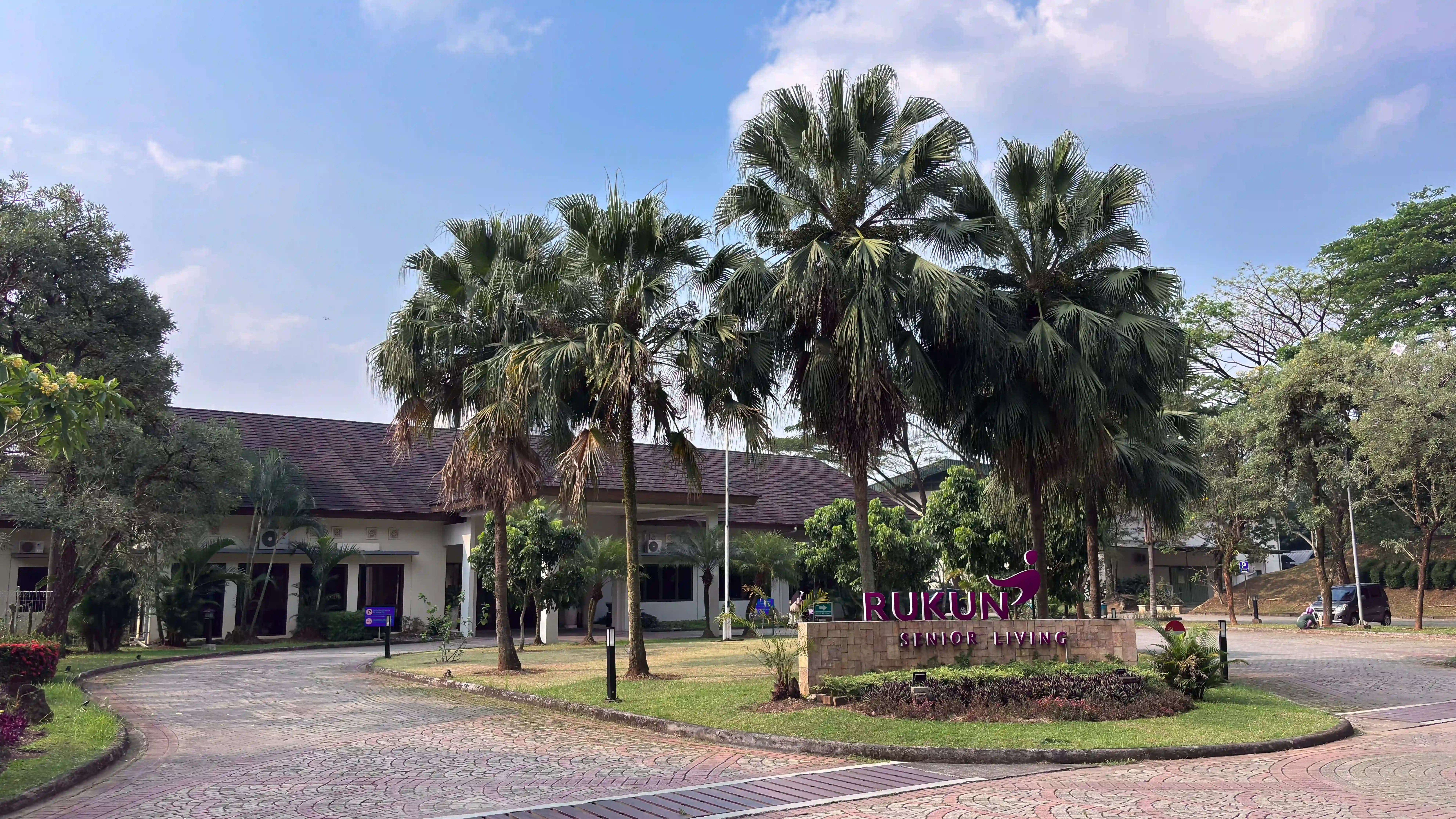 Senior Living Resort